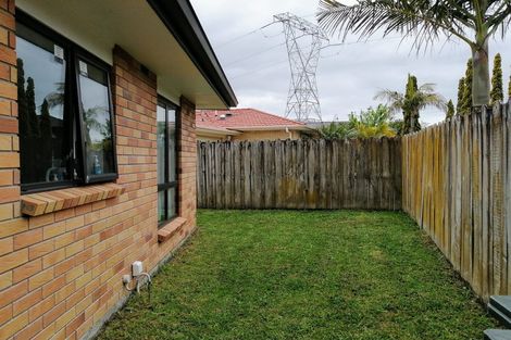 Photo of property in 39 Waller Avenue, Bucklands Beach, Auckland, 2012
