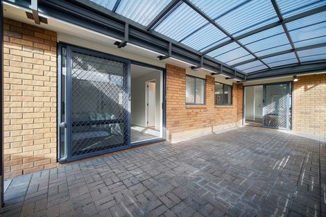 Photo of property in 323 Mahia Road, Weymouth, Auckland, 2103