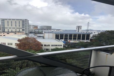 Photo of property in Scotia Tower Apartments, 8f/8 Scotia Place, Auckland Central, Auckland, 1010