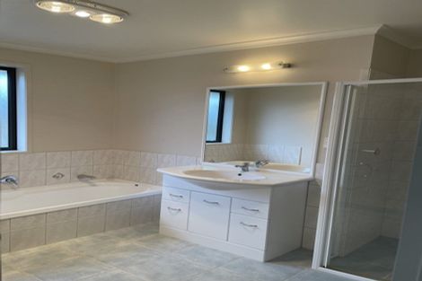 Photo of property in 60 Jimeda Road, Pokeno, 2472