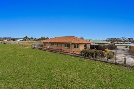 Photo of property in 26 Edgewater Grove, Whakatane, 3120