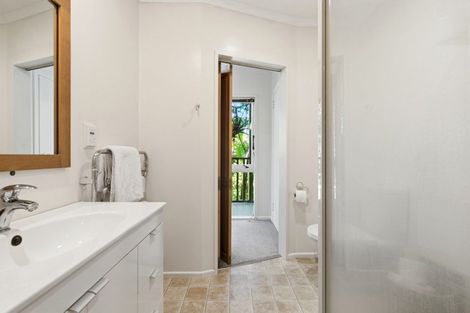 Photo of property in 12 Tensing Place, Khandallah, Wellington, 6035