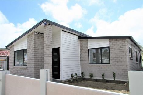 Photo of property in 26 Karearea Avenue, Kenepuru, Porirua, 5022