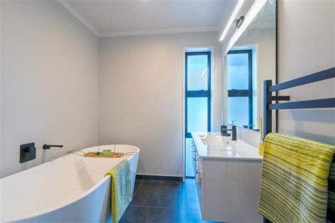 Photo of property in 11 Heathfield Drive, Mosgiel, 9024