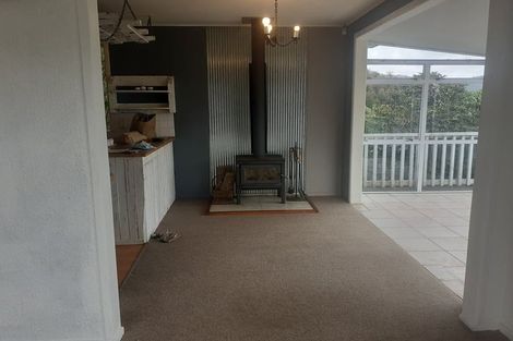 Photo of property in 32 Castle Crescent, Stokes Valley, Lower Hutt, 5019