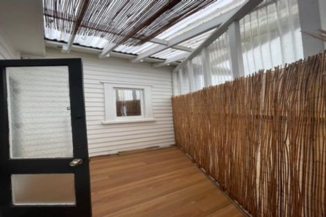 Photo of property in 86 Aroha Avenue, Sandringham, Auckland, 1025