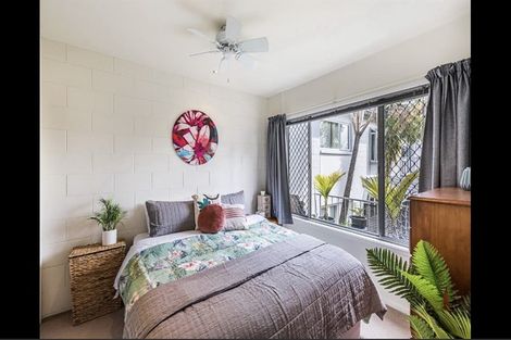 Photo of property in 1/72l Kitchener Road, Milford, Auckland, 0620