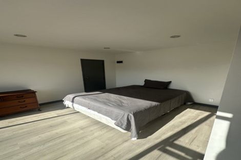 Photo of property in 6 Randolph Road, Crofton Downs, Wellington, 6035