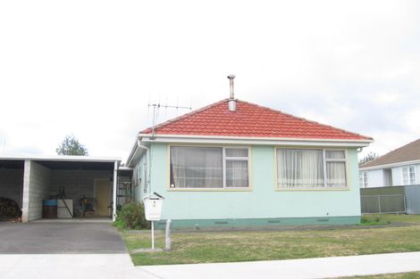 Photo of property in 2 Hammond Road, Taradale, Napier, 4112