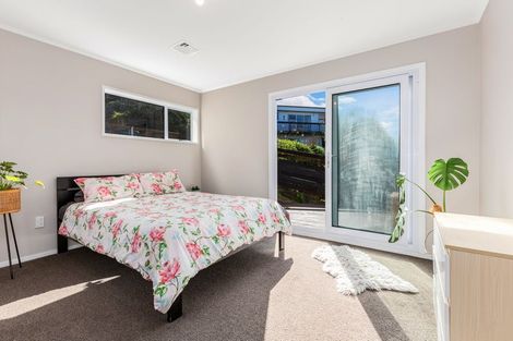Photo of property in 25 The Companionway, Whitby, Porirua, 5024