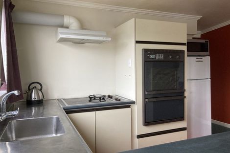 Photo of property in 38 Marine Parade, Macandrew Bay, Dunedin, 9014