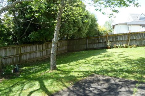 Photo of property in 31 Bronzewing Terrace, Unsworth Heights, Auckland, 0632
