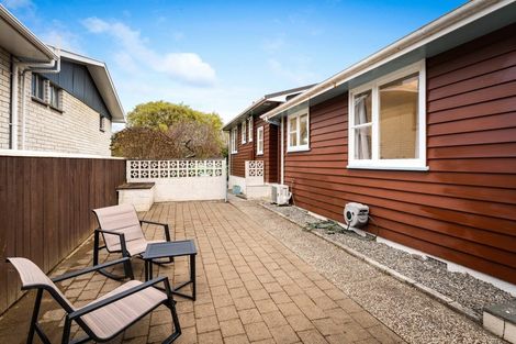 Photo of property in 2 Monterey Place, Totara Park, Upper Hutt, 5018