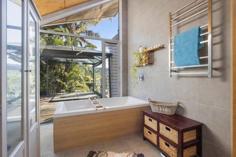 Photo of property in 13 Moana Drive, Tanners Point, Katikati, 3177