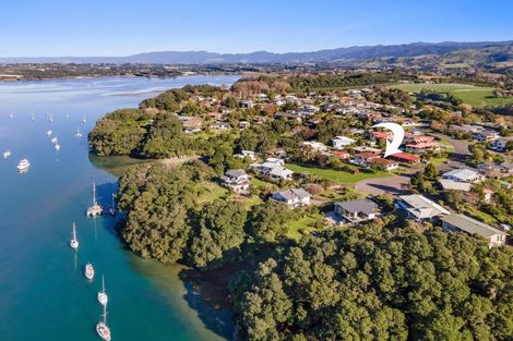 Photo of property in 12 Giles Way, Tanners Point, Katikati, 3177