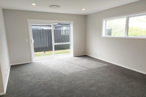 Photo of property in 4 Thornbury Lane, Timberlea, Upper Hutt, 5018