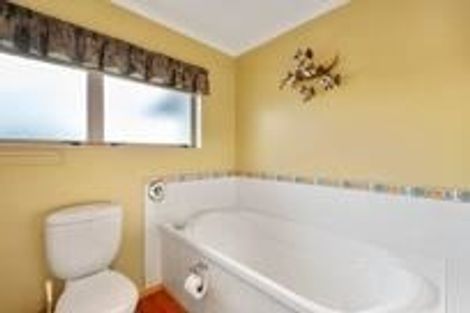 Photo of property in 14 Tawiri Place, Kuratau, Turangi, 3381