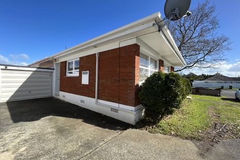 Photo of property in 1/2 Lupton Road, Manurewa, Auckland, 2102