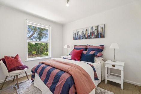 Photo of property in 54 Taylor Road, Mangere Bridge, Auckland, 2022