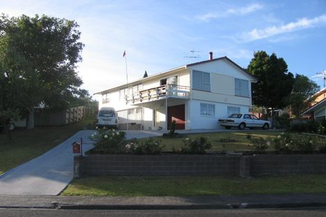 Photo of property in 78 Bruce Road, Glenfield, Auckland, 0629
