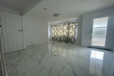 Photo of property in 1/97a Nile Road, Milford, Auckland, 0620