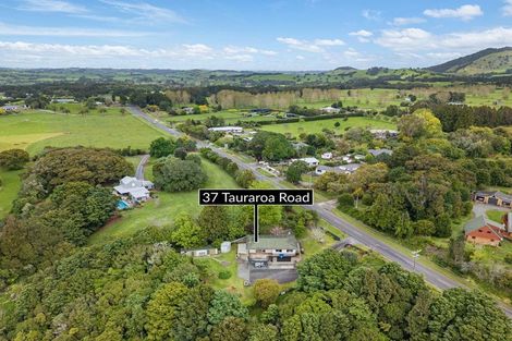 Photo of property in 37 Tauraroa Road, Maungakaramea, Whangarei, 0178