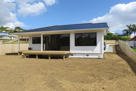 Photo of property in 19 Pohutukawa Drive, Cable Bay, 0420