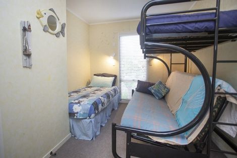 Photo of property in 503a Ocean Road, Whangamata, 3620