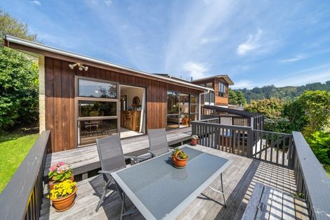 Photo of property in 9 Chichester Drive, Pinehaven, Upper Hutt, 5019