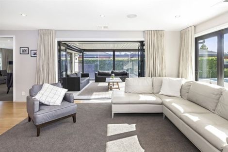 Photo of property in 10 Penhelig Place, Burnside, Christchurch, 8053