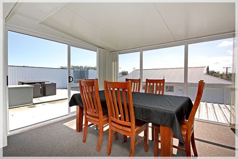 Photo of property in 253 Cambridge Street, Levin, 5510