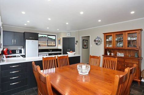 Photo of property in 36 Wanganui Road, Marton, 4710
