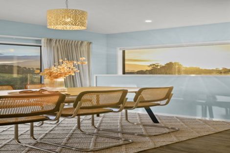 Photo of property in 28 Robertson Street, Raglan, 3225