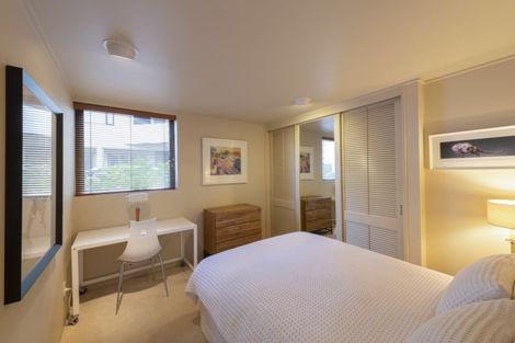 Photo of property in Highwic, 5/32 Hobson Street, Thorndon, Wellington, 6011