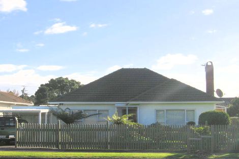 Photo of property in 2/56 Coronation Road, Papatoetoe, Auckland, 2025