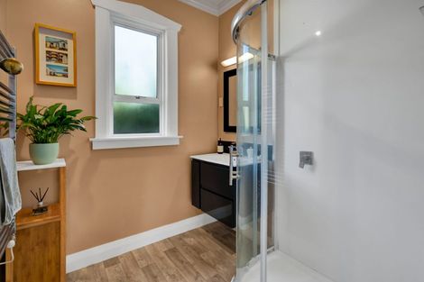 Photo of property in 39 Gaine Street, New Plymouth, 4310