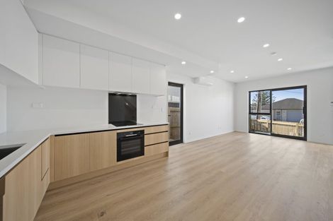 Photo of property in 10 Clendon Place, Manurewa, Auckland, 2102