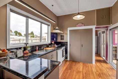 Photo of property in 111 Cordelia Street, Stratford, 4332