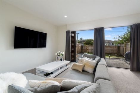 Photo of property in 47/11 The Avenue, Albany, Auckland, 0632