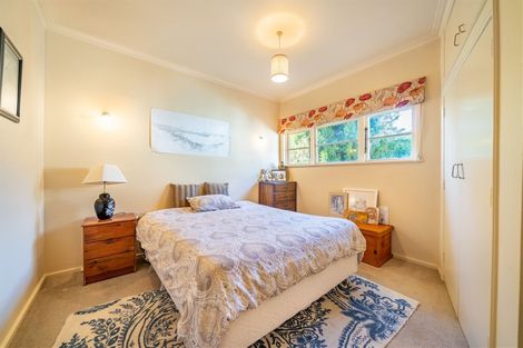 Photo of property in 86 Pinehaven Road, Pinehaven, Upper Hutt, 5019