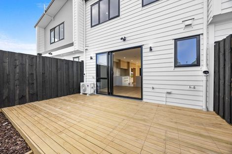 Photo of property in 6 Harikoa Way, Karaka, 2113