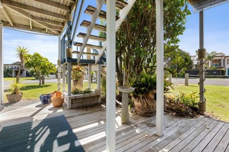 Photo of property in 6 Glen Isla Place, Waihi Beach, 3611