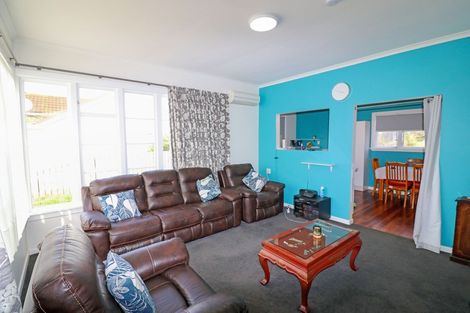 Photo of property in 6 Swinburn Street, Dannevirke, 4930