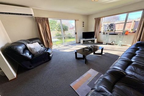 Photo of property in 2 Pannell Avenue, Avonside, Christchurch, 8061