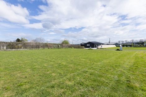 Photo of property in 10 Allan Avenue, Makauri, 4071