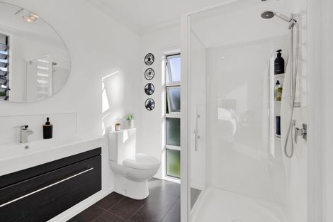 Photo of property in 427 Cardiff Road, Pembroke, Stratford, 4391