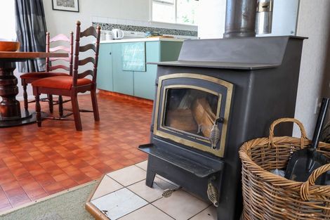 Photo of property in 65 Main Road, Harihari, 7884