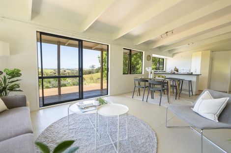 Photo of property in 1 Wairimu Way, Waipu, 0582