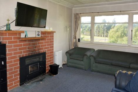 Photo of property in 28 Waldron Crescent, Green Island, Dunedin, 9018