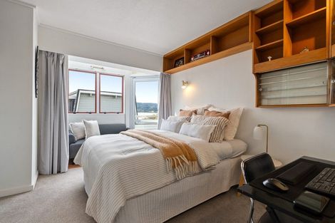 Photo of property in 81 Seaview Road, Paremata, Porirua, 5024